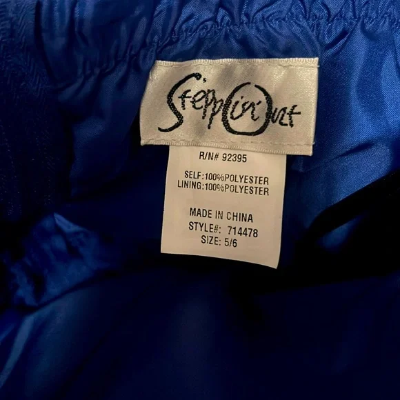 Royal blue juniors dress - Picture 2 of 4